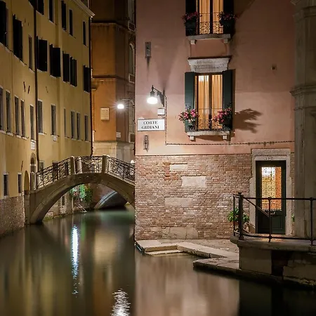 Poffi'S House Apartamento Veneza